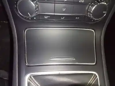 Peça sobressalente para automóvel em segunda mão cinzeiro por mercedes-benz clase b b 180 cdi d 246.212 referências oem iam a2466804971