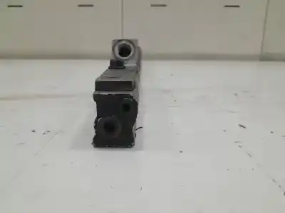 Автозапчастина б/у рампа инжектора для scania baureihe 4 (p/r 124 l) (1996) fsa 420 (4x2) e2/e3 largo cr 19 topline посилання на oem iam 1779090  