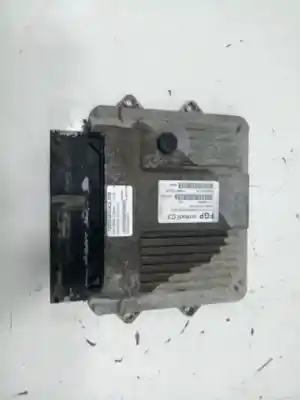 Peça sobressalente para automóvel em segunda mão centralina de motor uce por opel corsa c 1.3 16v cdti cat (z 13 dt / ln9) referências oem iam 55198931 cj  