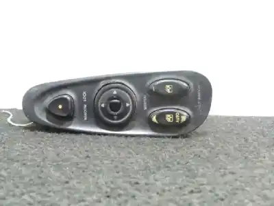 Автозапчастина б/у ПЕРЕДНІ ВІКНИЙ ВМИКАЧ для HYUNDAI COUPE (J2)  Посилання на OEM IAM   