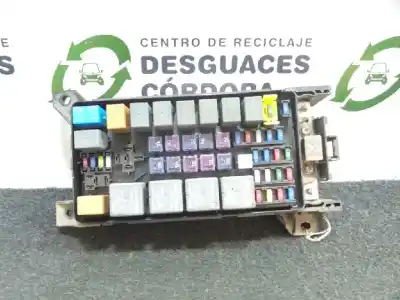 Recambio de automóvil de segunda mano de CAJA RELES / FUSIBLES para KIA SORENTO  referencias OEM IAM 911613E011 - 1007821006 - BE0110708220425  