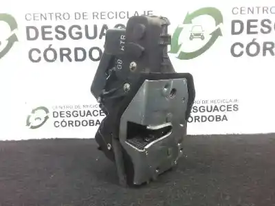 Peça sobressalente para automóvel em segunda mão fechadura da porta dianteira direita por bmw serie 3 berlina (e46) 2.0 16v diesel cat referências oem iam 