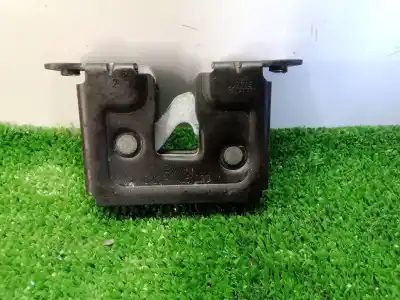 Pezzo di ricambio per auto di seconda mano chiusura del cappuccio per bmw serie 6 cabrio (e64) 4.4 v8 32v cat riferimenti oem iam 51237115229 - 51237115228 - 51237008755