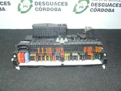 Peça sobressalente para automóvel em segunda mão caixa de fusíveis e relés por bmw x3 (e83) 2.0 16v diesel cat referências oem iam 