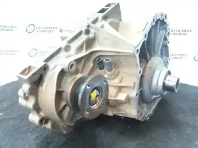 Автозапчасти б/у раздаточная коробка за nissan navara pick-up (d40m) 2.5 dci diesel cat ссылки oem iam   