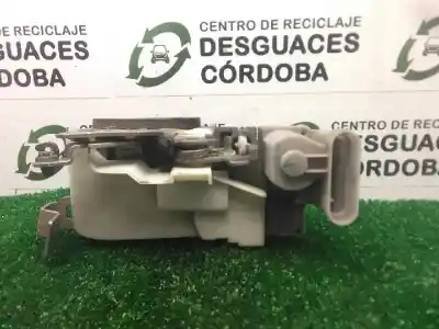 Peça sobressalente para automóvel em segunda mão fechadura da porta traseira esquerda por fiat punto (176_) 60 1.2 (176ap 176ar 176aq 176bb) referências oem iam   