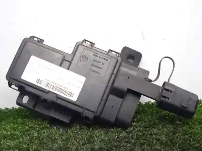 Tweedehands auto-onderdeel relais/zekeringenkastje voor bmw serie 7 (e65/e66) 3.0 turbodiesel cat oem iam-referenties 61138385164 - 61138387568 - 8385164 - 8387568