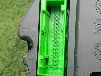 Автозапчастина б/у панель інструментів для skoda fabia (6y2/6y3) 1.9 tdi посилання на oem iam 110080015007 - 6y1919880d  