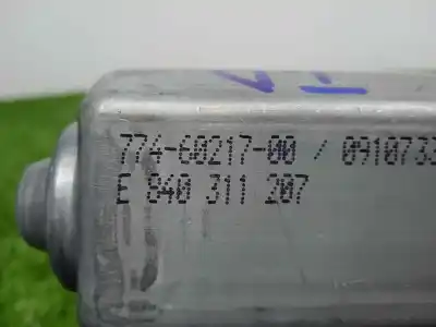 Автозапчастина б/у двигатель заднього правого скла для seat altea xl (5p5, 5p8) 1.9 tdi посилання на oem iam 1k0959704m - 995915334 - 7746021700 - 973622106  