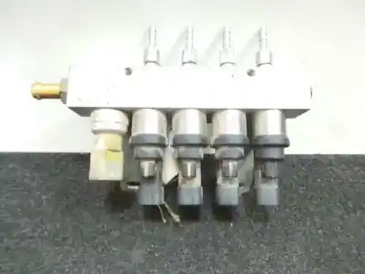 Peça sobressalente para automóvel em segunda mão régua / rampa de injetores por piaggio (vespa) porter pick - up 1.3 16v (glp) referências oem iam 67r010185 - 110r00000r - e09014600c - 08bc - 30212