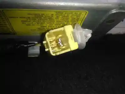 Автозапчастина б/у передня права подушка безопасности для toyota yaris (ksp9/scp9/nlp9) 1.4 turbodiesel cat посилання на oem iam   