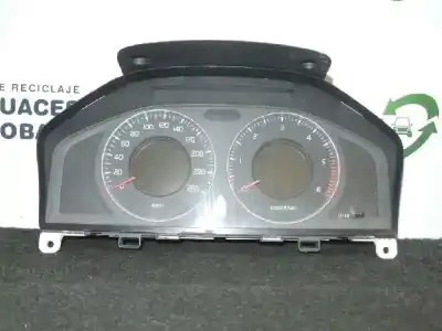 Pièce détachée automobile d'occasion COMPTEUR DE VITESSE TABLEAU DE BORD pour VOLVO XC70  Références OEM IAM 31254535AA - 36000411 - 69199660U  