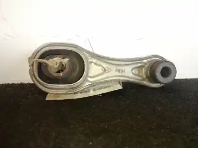 Second-hand car spare part rear engine support for smart forfour 0.9 turbo cat oem iam references 112381795r  