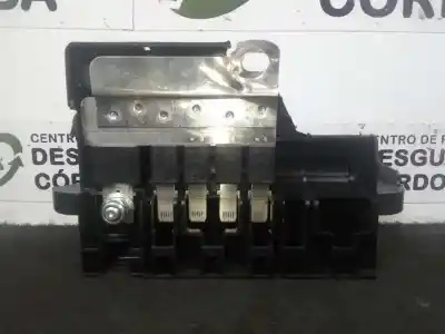 Peça sobressalente para automóvel em segunda mão caixa de fusíveis e relés por bmw serie 1 berlina (e81/e87) 2.0 16v diesel cat referências oem iam 10688710  