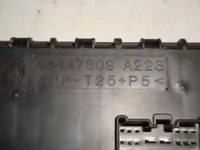 Pezzo di ricambio per auto di seconda mano scatola relè/fusibili per lancia lybra berlina 1.9 jtd cat riferimenti oem iam 46447809a223  