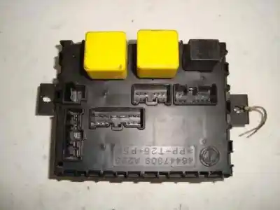 Pezzo di ricambio per auto di seconda mano scatola relè/fusibili per lancia lybra berlina 1.9 jtd cat riferimenti oem iam 46447809a223  