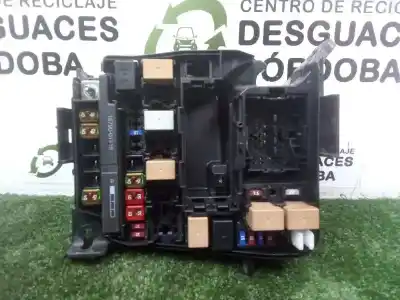 Pezzo di ricambio per auto di seconda mano scatola relè/fusibili per kia cee´d (jd) 1.4 cvvt riferimenti oem iam 91201a2795 - 919503x510
