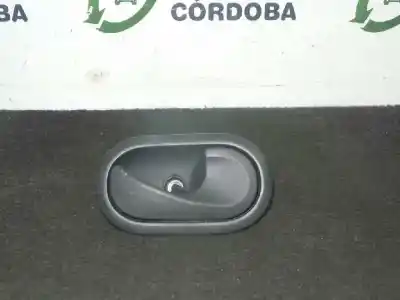 Second-hand car spare part interior right front handle for renault clio iii 1.5 dci diesel oem iam references 