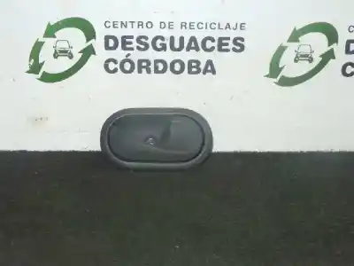 Second-hand car spare part interior right rear handle for renault clio iii 1.5 dci diesel oem iam references 