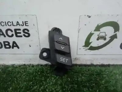 Pezzo di ricambio per auto di seconda mano comando multifunzione per kia cee´d (jd) 1.4 cvvt riferimenti oem iam 93796a2000 - 49d0401000 - 49d0401200