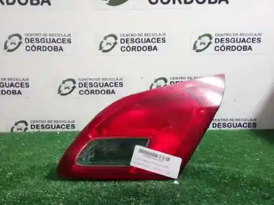 İkinci el araba yedek parçası IÇ SAG KUYRUK LAMBASI için OPEL ASTRA J (P10)  OEM IAM referansları 21642202  ASTRA.J - 09-12 - INTERIOR