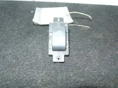 Peça sobressalente para automóvel em segunda mão BOTÃO / INTERRUPTOR ELEVADOR VIDRO TRASEIRO ESQUERDO por OPEL ANTARA  Referências OEM IAM 202005438  