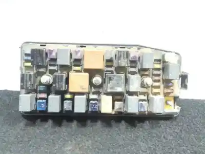 Peça sobressalente para automóvel em segunda mão caixa de fusíveis e relés por opel antara 2.0 cdti cat (z 20 dmh / llw) referências oem iam ak3065 - c105