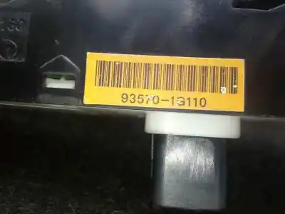 Peça sobressalente para automóvel em segunda mão botão / interruptor elevador vidro dianteiro esquerdo por kia rio 1.5 crdi ex2 referências oem iam 935701g110 06-11 