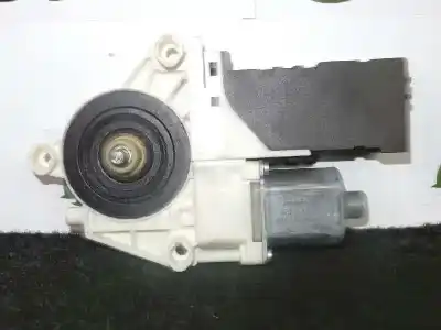 Second-hand car spare part left front window motor for peugeot 407 2.0 16v hdi cat (rhr / dw10bted4) oem iam references 1137328125  