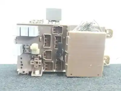 Peça sobressalente para automóvel em segunda mão centralina do motor por toyota corolla (_e12_) 1.4 d (nde120_) referências oem iam 6h3103369092 - 8264102040 - mb2323008521