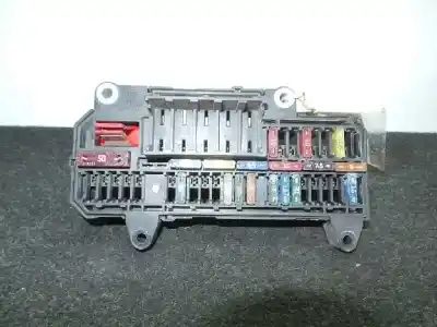 Peça sobressalente para automóvel em segunda mão caixa de fusíveis e relés por bmw serie 7 (e65/e66) 3.6 v8 32v cat referências oem iam 6113690058301 - 10688710 - 5499103