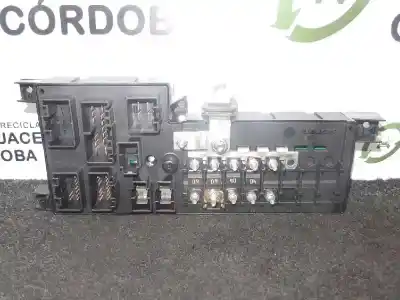 Автозапчасти б/у БЛОК РЕЛЕ/ПРЕДОХРАНИТЕЛЕЙ за VOLVO XC90  ссылки OEM IAM 30728008 - 518828108  