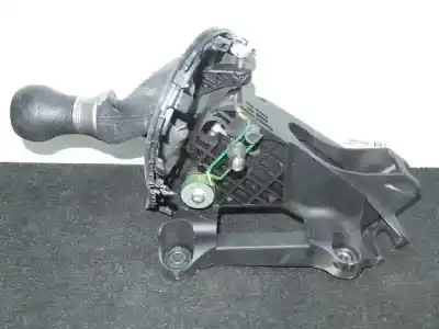 Pièce détachée automobile d'occasion levier pour toyota auris (_e15_) 1.4 d-4d (nde150_) références oem iam 