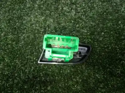 Pezzo di ricambio per auto di seconda mano interruttore per toyota aygo (kgb/wnb) 1.0 cat riferimenti oem iam 847900h010 - 84790a0h010  