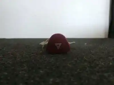 Second-hand car spare part hazard warning lights for citroen c2 (jm_) 1.4 oem iam references 60519