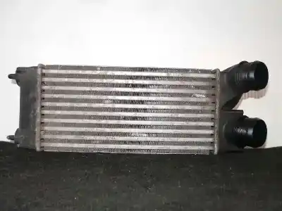 Peça sobressalente para automóvel em segunda mão intercooler por citroen c4 berlina 1.6 16v hdi referências oem iam 9656503980 - 992507m