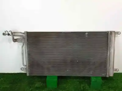 Автозапчасти б/у конденсатор / радиатор кондиционера воздуха за skoda fabia combi 1.4 tdi dpf ссылки oem iam 6r0820411t  329x575x15