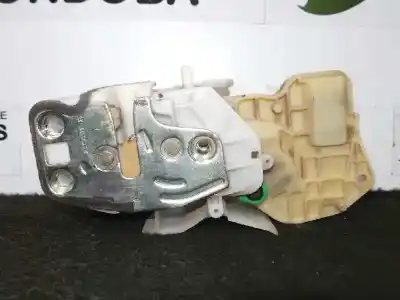 Peça sobressalente para automóvel em segunda mão fechadura da porta traseira esquerda por honda stream (rn1/3) 1.7i es referências oem iam 