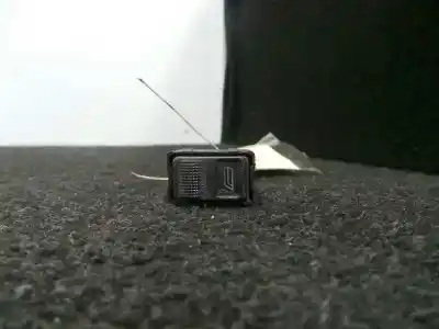Peça sobressalente para automóvel em segunda mão botão / interruptor elevador vidro dianteiro esquerdo por audi 80 b4 avant (8c5) 1.9 tdi referências oem iam 