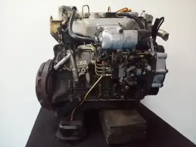 Piesă de schimb auto la mâna a doua motor complet pentru nissan trade 3.0 diesel referințe oem iam   