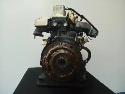 Piesă de schimb auto la mâna a doua motor complet pentru nissan trade 3.0 diesel referințe oem iam   