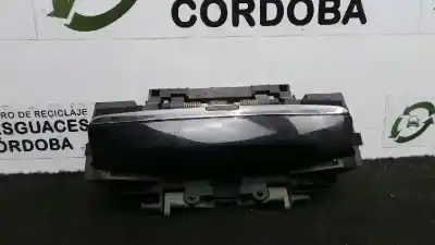 Автозапчастина б/у завнішня ручка задня права для audi a8 (4e2) 4.2 quattro посилання на oem iam 4e0839886