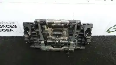 Автозапчастина б/у завнішня ручка задня ліва для audi a8 (4e2) 4.2 quattro посилання на oem iam 4e0839885  