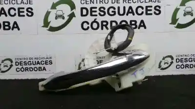 Second-hand car spare part exterior left rear door handle for kia carens ( ) 1.7 crdi cat oem iam references 