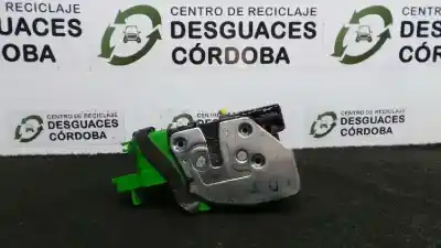 Second-hand car spare part left front door lock for kia carens ( ) 1.7 crdi cat oem iam references 81310a4010