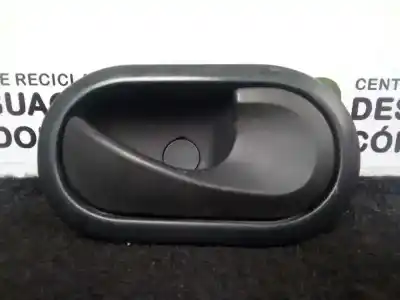 Peça sobressalente para automóvel em segunda mão puxador interior dianteiro direito por renault master kasten 2.3 dci diesel cat referências oem iam 8248310580