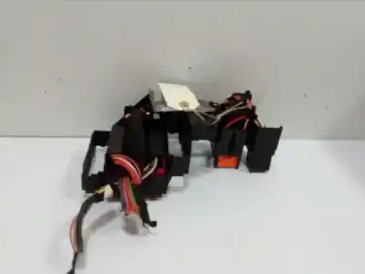 Peça sobressalente para automóvel em segunda mão caixa de fusíveis e relés por audi a4 berlina (b8) 1.8 16v tfsi referências oem iam 8k0971845a