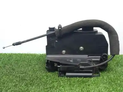 Second-hand car spare part left front door lock for iveco daily caja abierta / volquete 2.3 diesel oem iam references 5801529301b 14-19 
