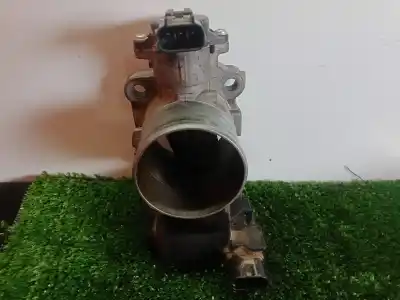 Peça sobressalente para automóvel em segunda mão BORBOLETA DE ADMISSÃO por TOYOTA HILUX (KUN)  Referências OEM IAM 1923002010  