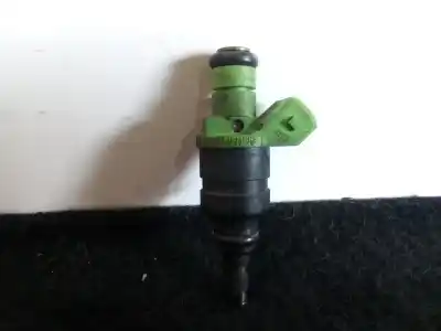 Pièce détachée automobile d'occasion INJECTEUR pour MERCEDES-BENZ CLASE C (W203) SPORTCOUPE  Références OEM IAM 2710780549  